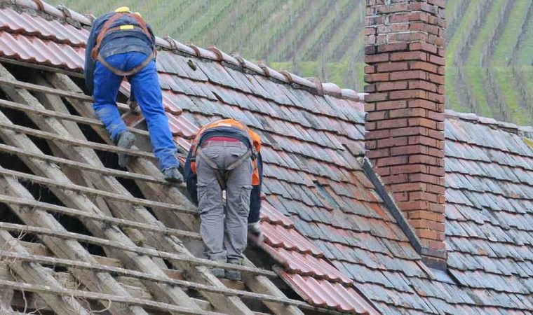 Étapes essentielles pour refaire votre toiture