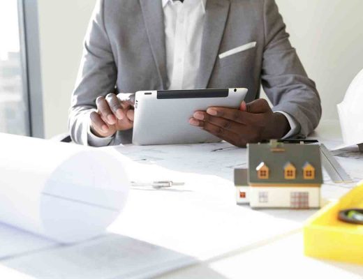 Comment résoudre un litige immobilier grâce à une assistance juridique professionnelle ?