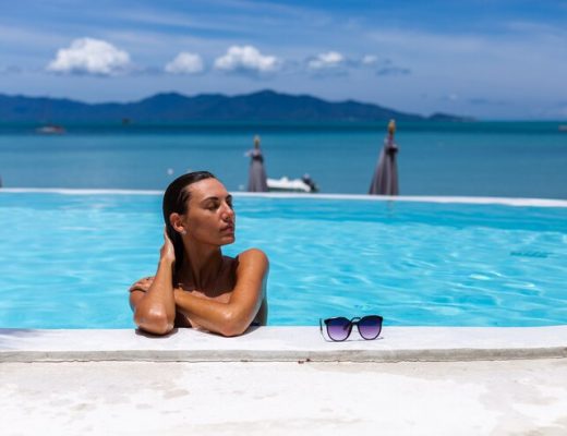 Piscine en béton armé : un investissement durable pour votre jardin