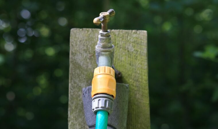 Matériel pour le croutage : pulvérisateur de jardin