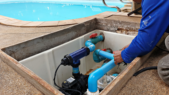 Comment améliorer l’efficacité d’une filtration piscine existante ?